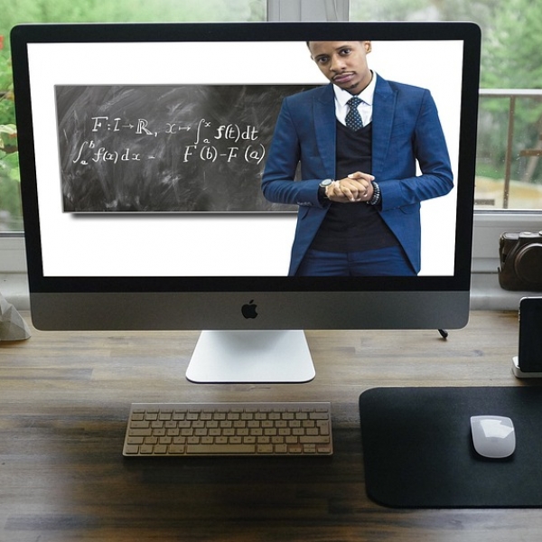 Strengths and Weaknesses of Online Learning